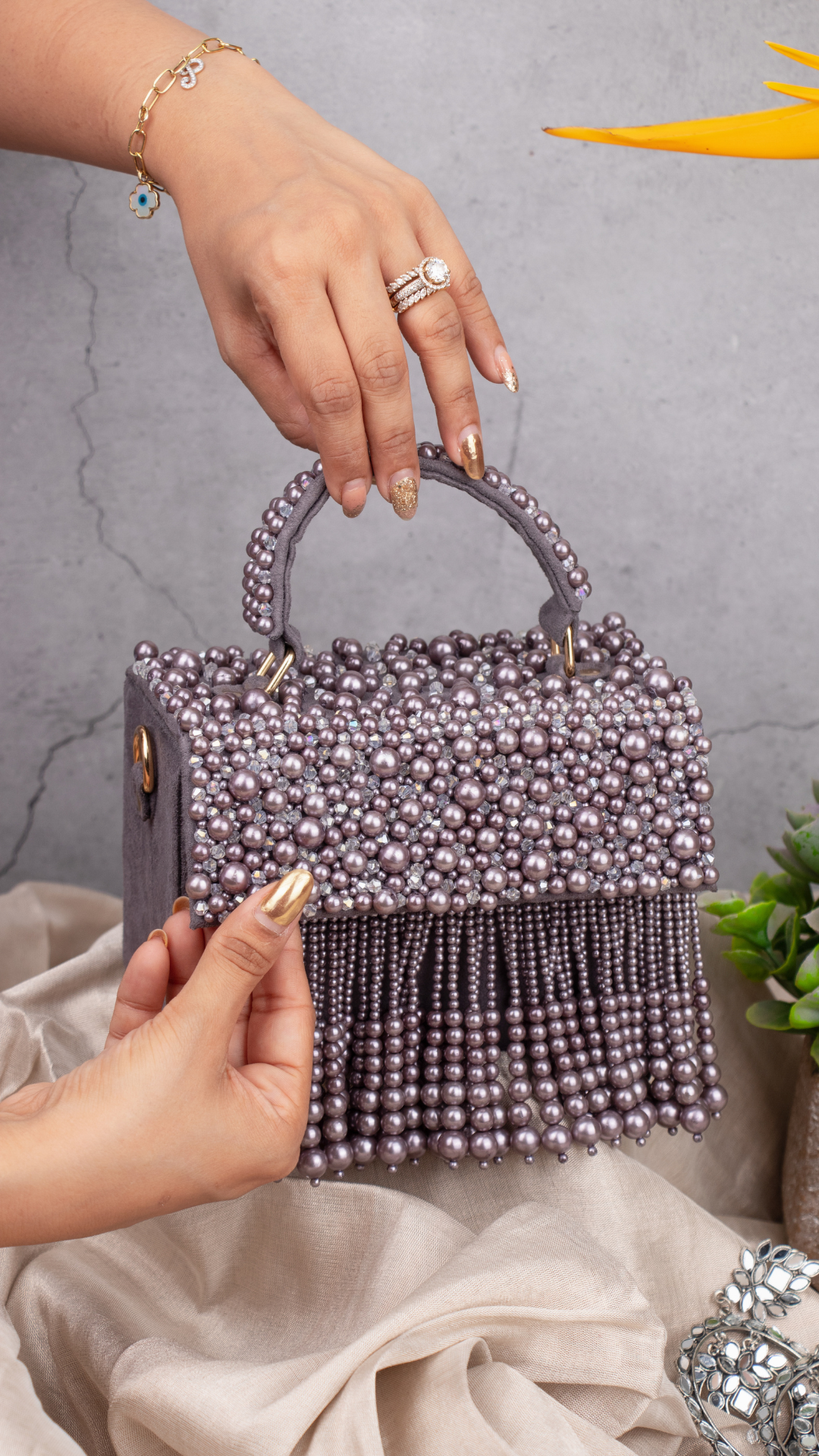 Eleanor Box Clutch in Grey