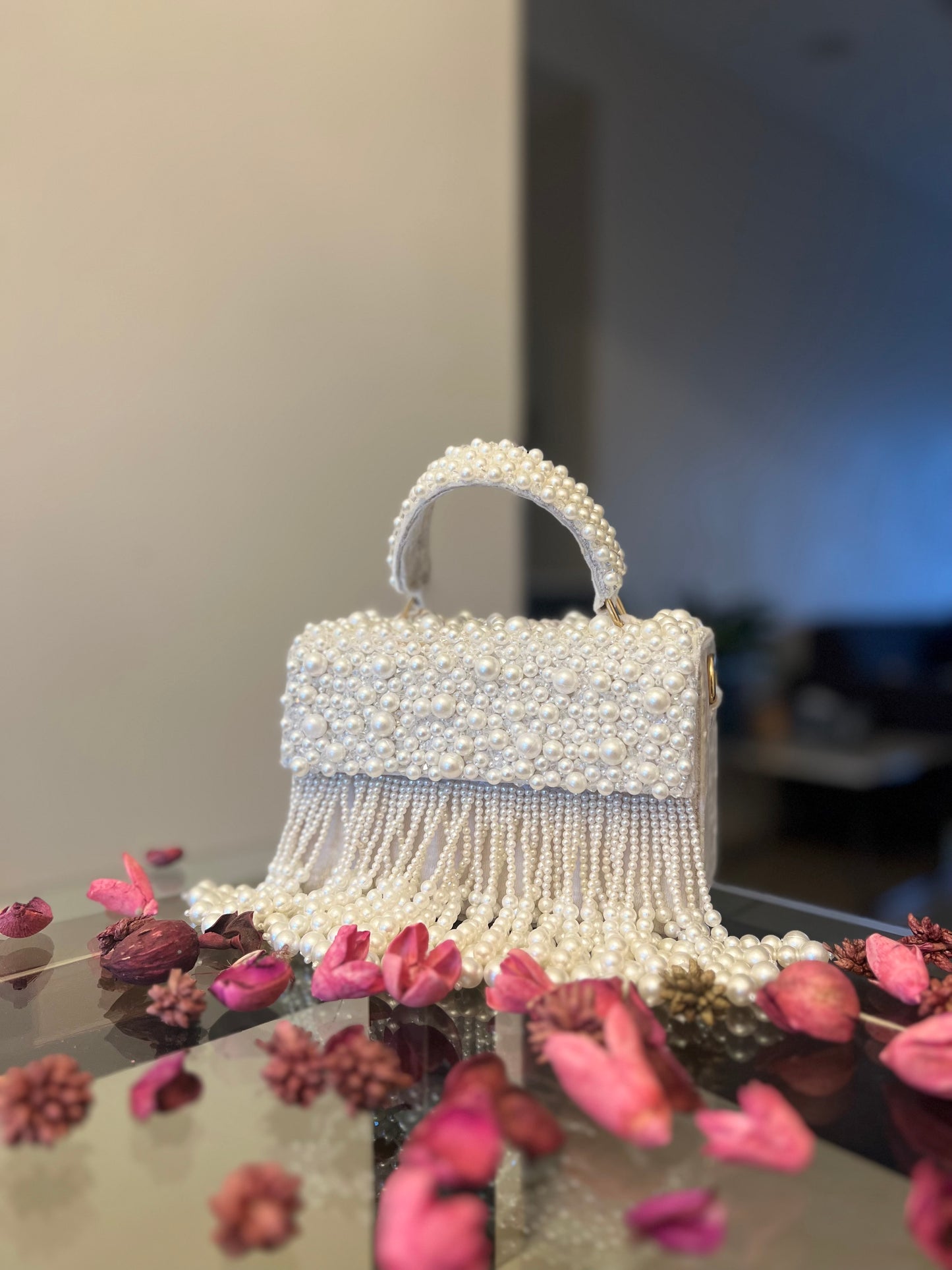 Eleanor Box Clutch