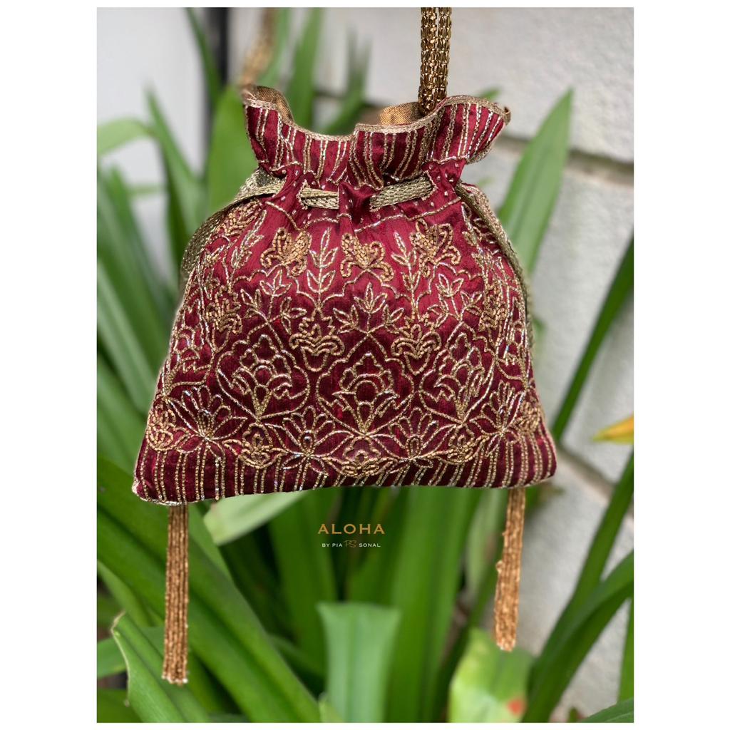 Amara Maroon Potli