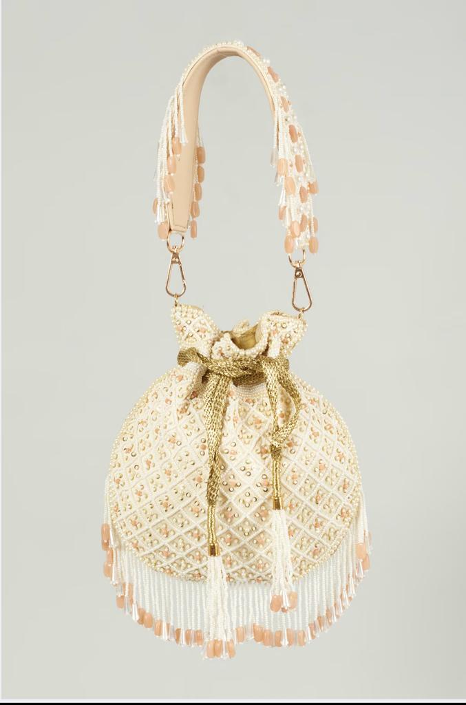 Victorian 2020 with Peach accents